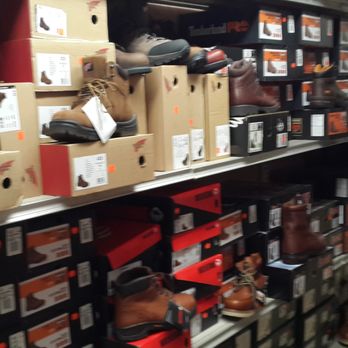 McCaig's Boot & Shoe - Large selection of safety boots and shoes for men and women. - Shoe Stores Near Me - Muscle Shoals, Alabama McCaig's Boot & Shoe - Large selection of safety boots and shoes for men and women. - Shoe Stores Near Me - Muscle Shoals, Alabama