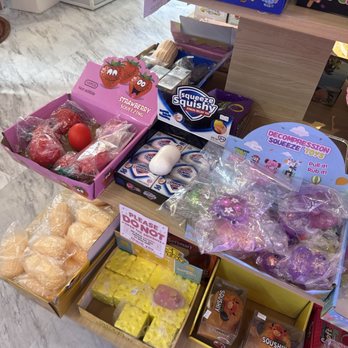 Imizzu Gift Shop - Gift Shops Near Me - Alhambra, California