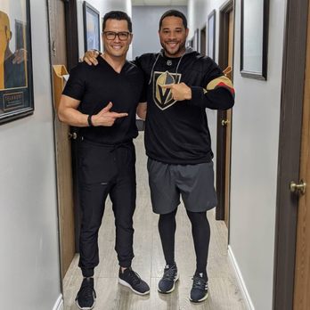 Precision Chiropractic Clinic - Superstar San Diego Padres Baseball player Tommy Pham coming in to make sure he's always performing at his best! - Chiropractors Near Me - Northridge, California Precision Chiropractic Clinic - Superstar San Diego Padres Baseball player Tommy Pham coming in to make sure he's always performing at his best! - Chiropractors Near Me - Northridge, California