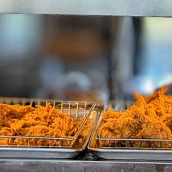 Kansas Chicken and Burger - Fried chicken