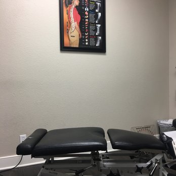 West Coast Chiropractic - Chiropractors Near Me - Temecula, California