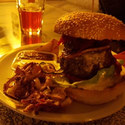 Angolo dei 33 - Hamburger con coleslaw