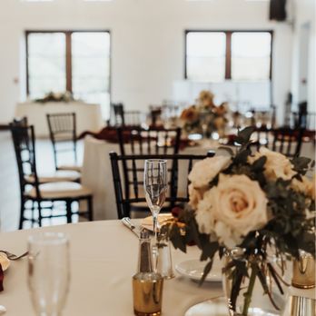 Fallbrook Estate by Wedgewood Weddings - Venues & Event Spaces Near Me - Fallbrook, California