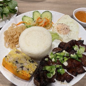 Pho 79 DC - Broken rice plate!! - Vietnamese Near Me - Las Vegas, Nevada