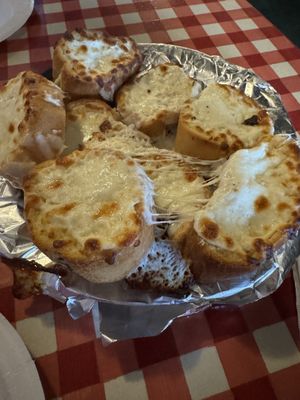 Gio's Pizza & Spaghetti House by null