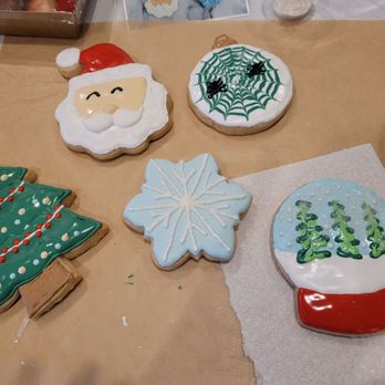 Sugar Dreams Cookie Studio - My works of cookie art - Desserts Near Me Sugar Dreams Cookie Studio - My works of cookie art - Desserts Near Me