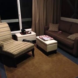 Hale Ki'i Nani - Living room