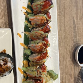 King Pho Sushi Bar - S6.TEMPTAION ROLL - Vietnamese Near Me - Fort Worth, Texas King Pho Sushi Bar - S6.TEMPTAION ROLL - Vietnamese Near Me - Fort Worth, Texas