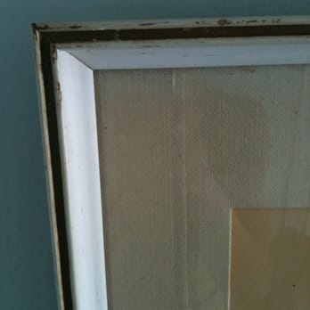 Buena Vista Hotel - This really shouldn't be up on the wall since it is super chipped, dirty, and has watermarks all over the matting. - Hotels Near Me - Avalon, California