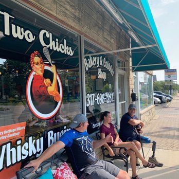 Two Chicks Whisky Business - Hanging out Sunday morning with good friends, coffee and cinnamon rolls!! - Cupcakes Near Me - Plainfield, Indiana Two Chicks Whisky Business - Hanging out Sunday morning with good friends, coffee and cinnamon rolls!! - Cupcakes Near Me - Plainfield, Indiana