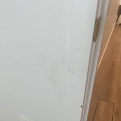 Baker Bros Area Rugs and Flooring - Bathroom wall