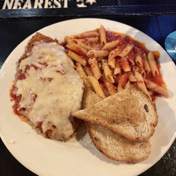American Whiskey Newark - Chicken Parmesan Pasta - Whiskey Bars Near Me - Newark, New Jersey