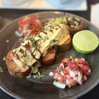 Kaluz  Restaurants - New American Near Me - Plantation, Florida