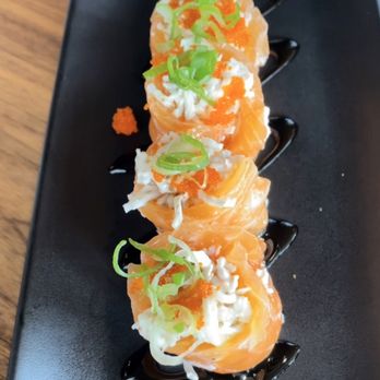 Kan Sushi - Rollie Pollie - Sushi Bars Near Me - Honolulu, Hawaii Kan Sushi - Rollie Pollie - Sushi Bars Near Me - Honolulu, Hawaii