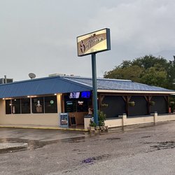 Sapphire's - Outside