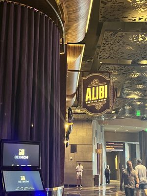 ALIBI Ultra Lounge by null
