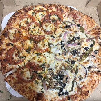 Twisted Pies Pizzeria - Half perfect pepperoni- half Vegetarian 14" - Pizza Near Me - Mesa, Arizona