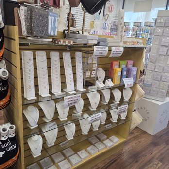 Thriftway Card And Gift - Cards & Stationery Near Me - Franklin Square, New York