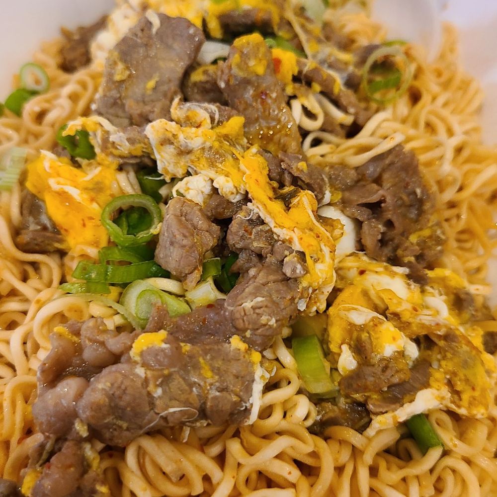Thai Cook By Joy - Food Trucks Near Me - Cabazon, California