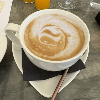 Rose's Garden Bar - Ube Latte - Burgers Near Me - Calabasas, California