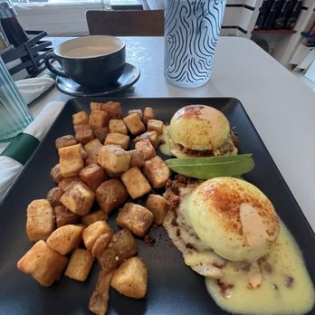 The Nook - Mexican Style Egg Benedict - New American Near Me - Pittsburgh, Pennsylvania
