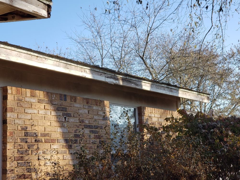 Slide of Roberts Handyman & Contracting