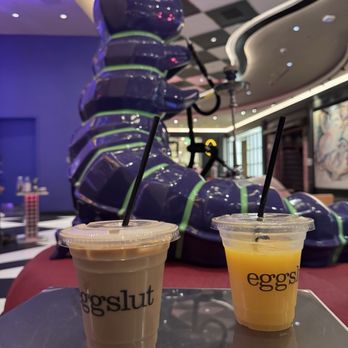 Eggslut - Fresh Orange Juice Cold Brew Coffee - Breakfast & Brunch Near Me - Las Vegas, Nevada Eggslut - Fresh Orange Juice Cold Brew Coffee - Breakfast & Brunch Near Me - Las Vegas, Nevada