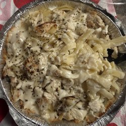 Louie’s Pizza Shop - Chicken Alfredo