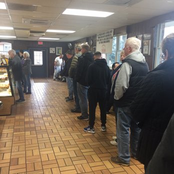 Bill's Donut Shop - Donuts Near Me - Centerville, Ohio Bill's Donut Shop - Donuts Near Me - Centerville, Ohio