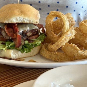 6 Klicks Cafe - Hickory Smoke Burger - Cafes Near Me - Helotes, Texas 6 Klicks Cafe - Hickory Smoke Burger - Cafes Near Me - Helotes, Texas