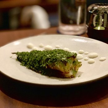 Senia - Cocktail Bars Near Me - Honolulu, Hawaii