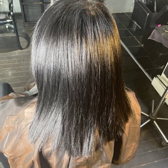 Fabstylist - Silk press and trim - Hair Stylists Near Me - Brooklyn, New York