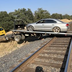 J & L TOWING