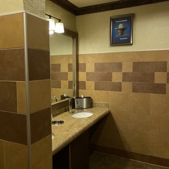 Saltgrass Steak House - Women's restroom vanity. Clean - Steakhouses Near Me - Rogers, Arkansas Saltgrass Steak House - Women's restroom vanity. Clean - Steakhouses Near Me - Rogers, Arkansas
