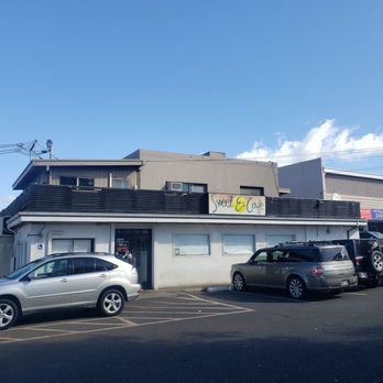 Sweet E's Cafe - Cafes Near Me - Honolulu, Hawaii