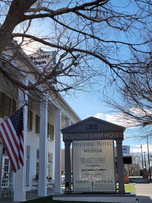 Boulder Dam Hotel by null