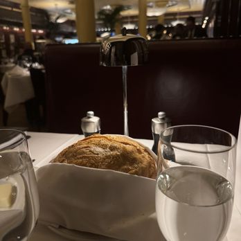 Pappas Bros. Steakhouse - Bread - Steakhouses Near Me - Dallas, Texas