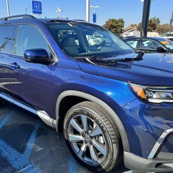 Stockton Honda - Sparkly blue! - Car Dealers Near Me - Stockton, California Stockton Honda - Sparkly blue! - Car Dealers Near Me - Stockton, California