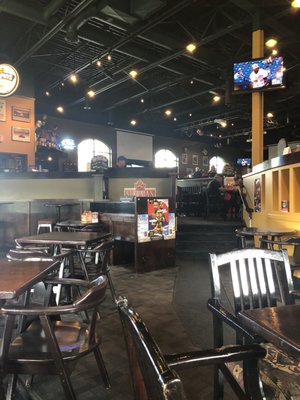 Oliver Street Bar & Grill by null