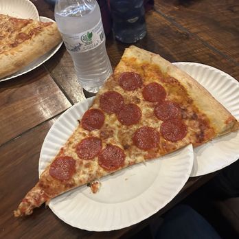 Benny Fierro's - Pepperoni Pizza Slice - Pizza Near Me - Pittsburgh, Pennsylvania