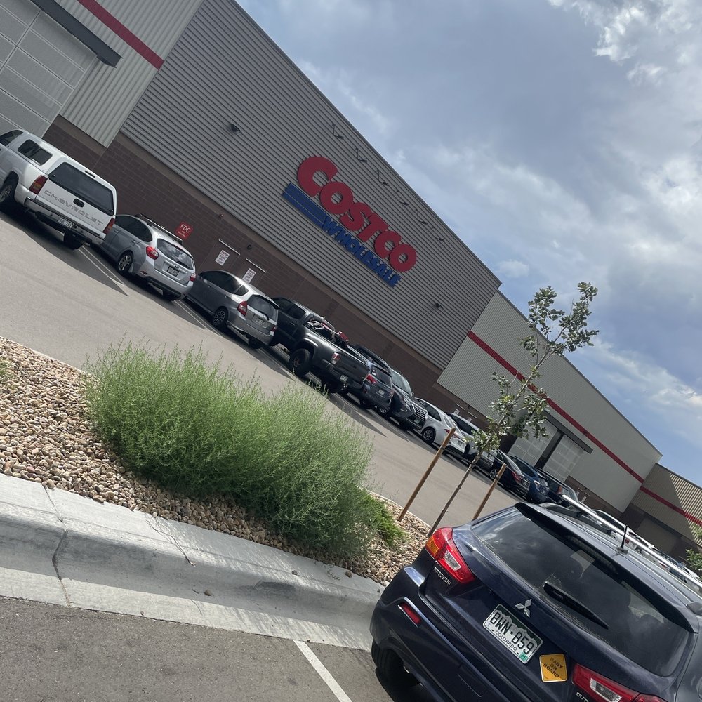 Confusing Costco area