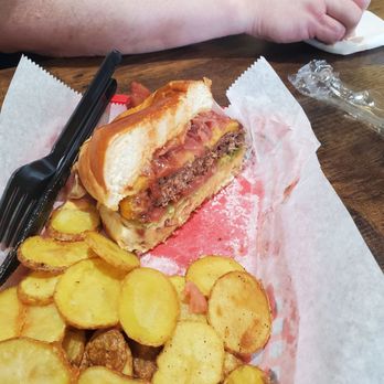 Fabis' Pizza & Burger Joint - Bbq bacon cheese burger - Burgers Near Me - Grayslake, Illinois Fabis' Pizza & Burger Joint - Bbq bacon cheese burger - Burgers Near Me - Grayslake, Illinois