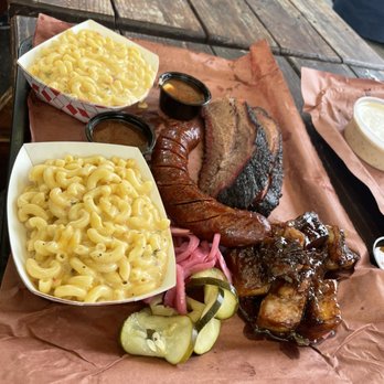 Matt's BBQ - Mac n cheese , Beef Brisket, Sausage & Pork Belly - Food Trucks Near Me - Portland, Oregon