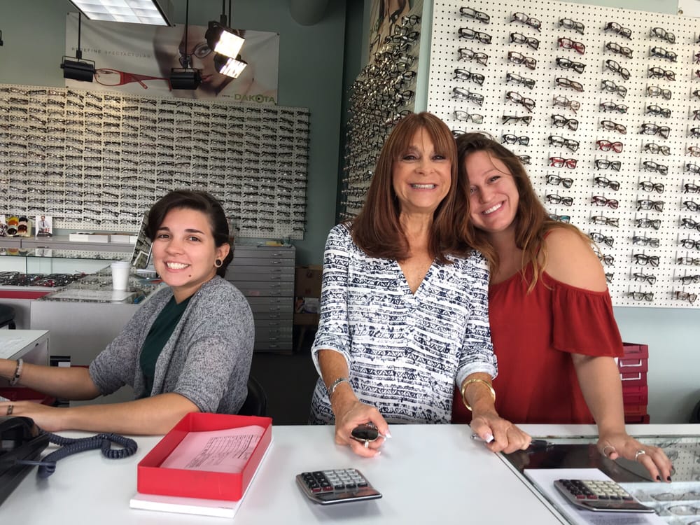 WIZE EYES Updated September 2024 10 Photos & 57 Reviews 2090