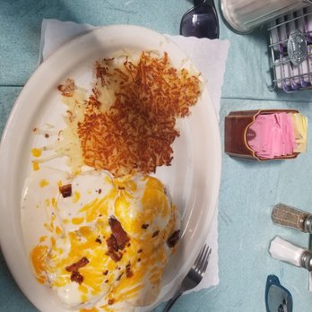 Domingo's Cafe - Eggs Benedict special - Breakfast & Brunch Near Me - Goleta, California Domingo's Cafe - Eggs Benedict special - Breakfast & Brunch Near Me - Goleta, California