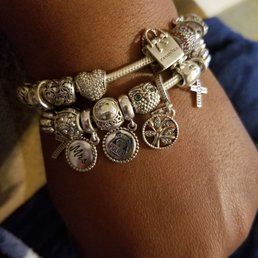 Pandora Collection started in Boca Town Center Pandora Collection started in Boca Town Center