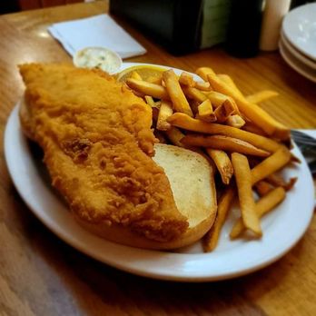 Hoak's Restaurant - Seafood Near Me - Hamburg, New York