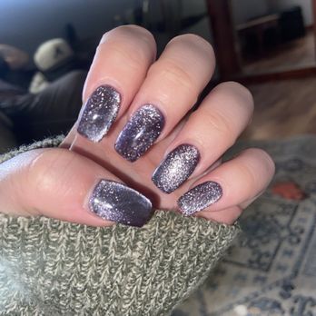 Le Nails - Cat eye purple - Nail Salons Near Me - Chattanooga, Tennessee Le Nails - Cat eye purple - Nail Salons Near Me - Chattanooga, Tennessee