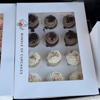 Bundle of Cupcakes - Cupcakes Near Me - Sacramento, California