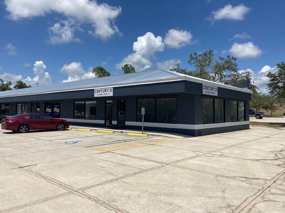 CENTURY 21 SUNBELT REALTY 13031 McGregor Blvd, Cape Coral, Florida